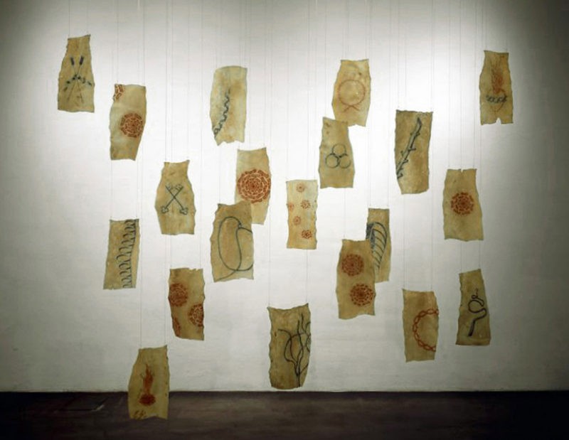 Rosary, 1997, pig skin, tattoo, cable, height: 300 cm width: 350 cm depth: 150 cm